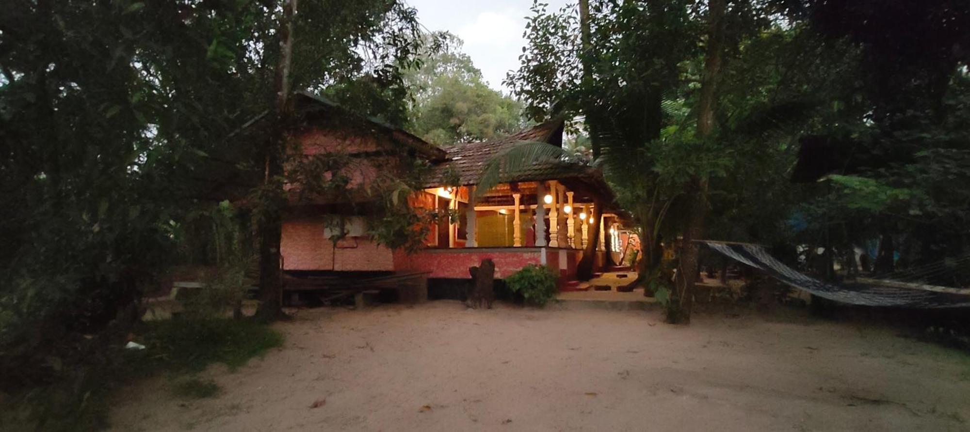 Alappuzha Abba Marari Beach Villas & Homestay Mararikulam מראה חיצוני תמונה